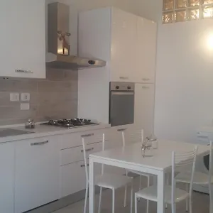 Monica's Appartamento Marina Di Carrara